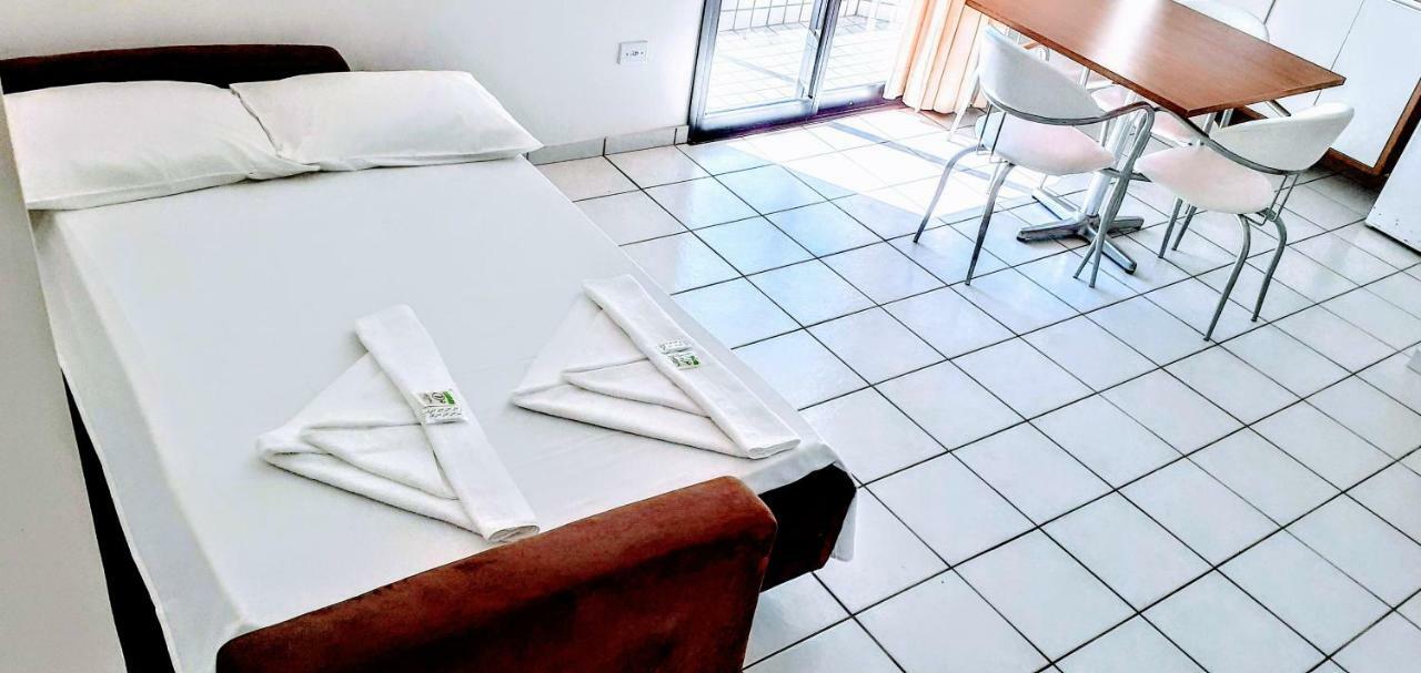 Hotel Jangada Flat Caraguatatuba Buitenkant foto